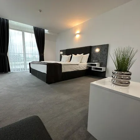 Del Ponte מלון סבילנגראד